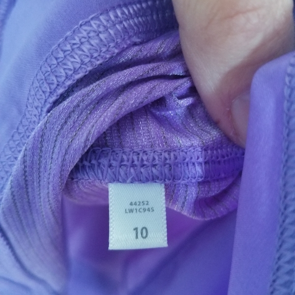 Lululemon size 10 tank top - Picture 3 of 5